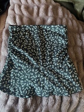 Floral skirt/ skort